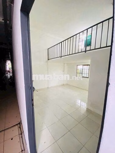 Cho thuê Becamex Định Hòa, lầu 3 giá 2,3 triệu. Lầu 4 full 3,5 triệu