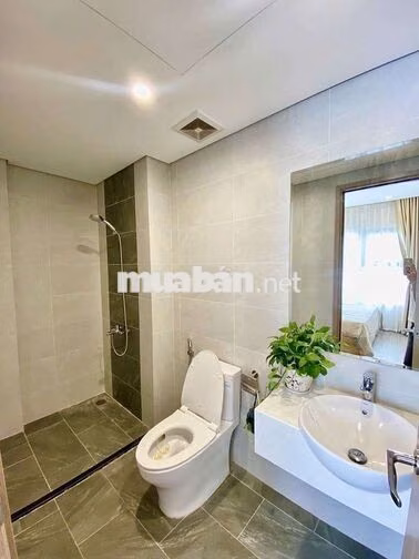 CHÍNH CHỦ BÁN CHUNG CƯ VIN OCP 1 S105 2N2WC FULL SỔ + NỘI THẤT TẦNG 18