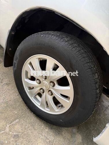 Toyota Innova J 2007 Số sàn Bạc