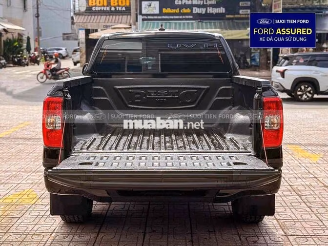 Ford Ranger XLS 4x2 AT 2025 Đen 19.545 km