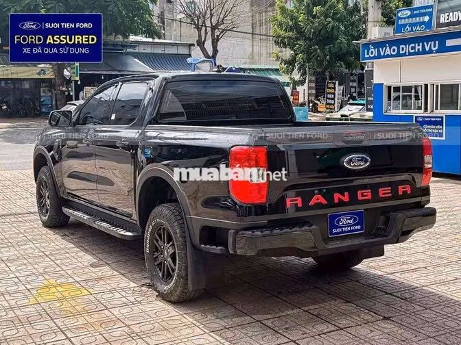 Ford Ranger XLS 4x2 AT 2025 Đen 19.545 km