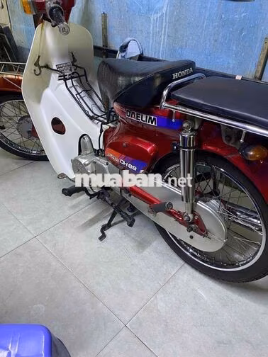 Honda Daelim DH 88 Đỏ Trắng