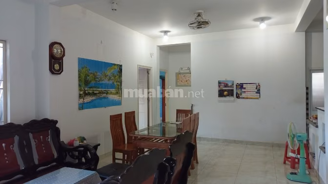 Căn hộ chung cư 114 m2, 3PN view đẹp, giá 9 Triệu/tháng