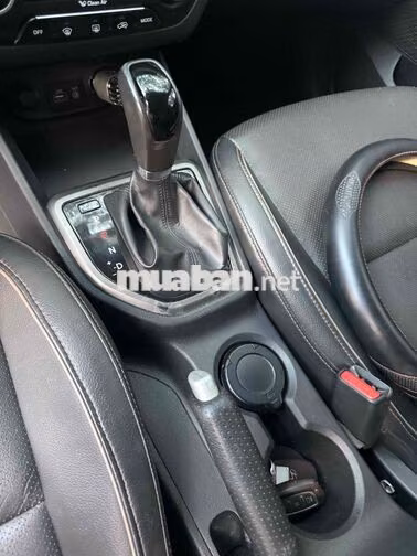 Hyundai Creta Trắng Số tự động Nhập khẩu
