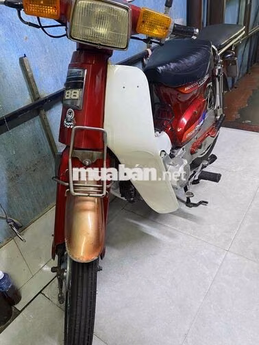 Honda Daelim DH 88 Đỏ Trắng