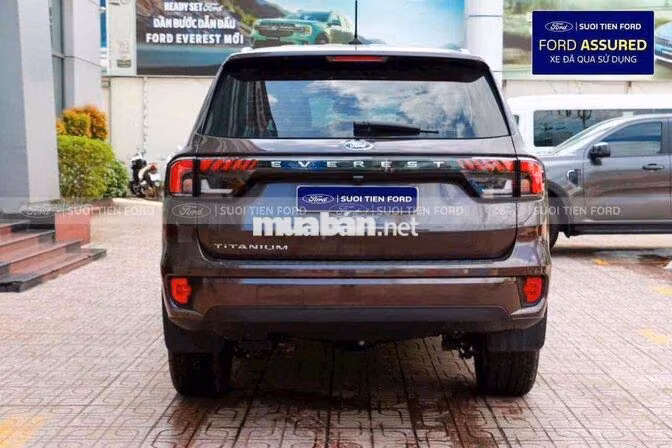 Ford Everest 4x2 2024 Nâu Thái Lan