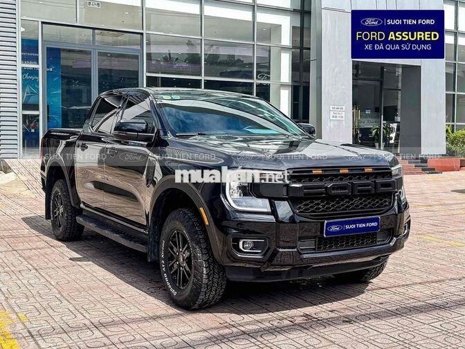 Ford Ranger XLS 4x2 AT 2025 Đen 19.545 km
