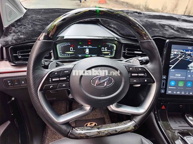 Hyundai Custin 2.0T Cao cấp 2023 một chủ đi lướt