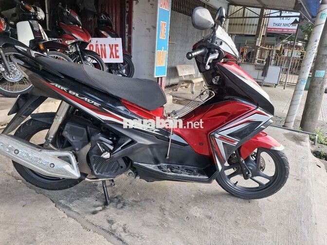 Honda Air Blade 125 2014 Đỏ đen