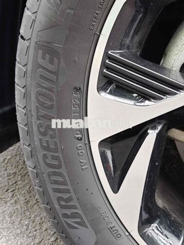 Hyundai Custin 2.0T Cao cấp 2023 một chủ đi lướt