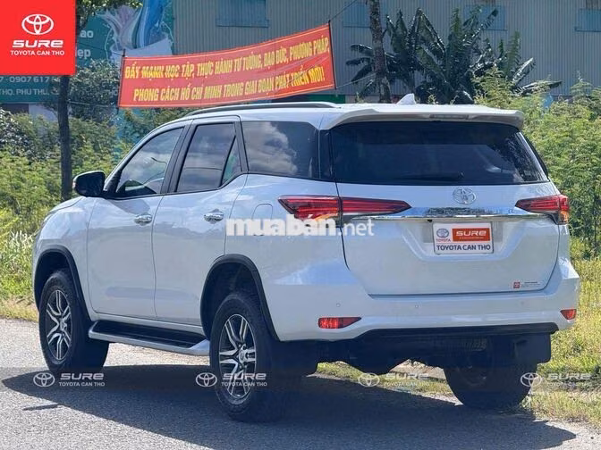 Toyota Fortuner G 4x2 AT 2022 Trắng CHÍNH HÃNG