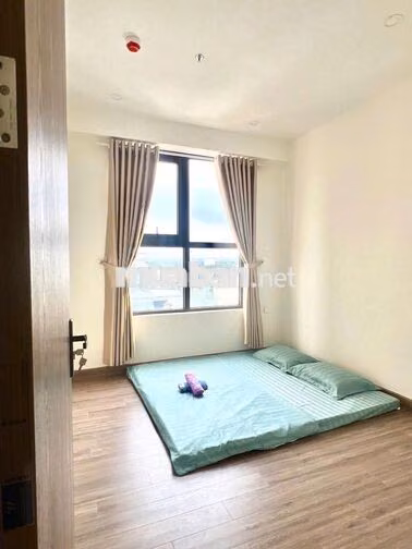 CHO THUÊ CĂN HỘ 3PN CÓ NỘI THẤT KHÁ ĐẦY ĐỦ A&T SKY GARDEN GIÁ 11TR9