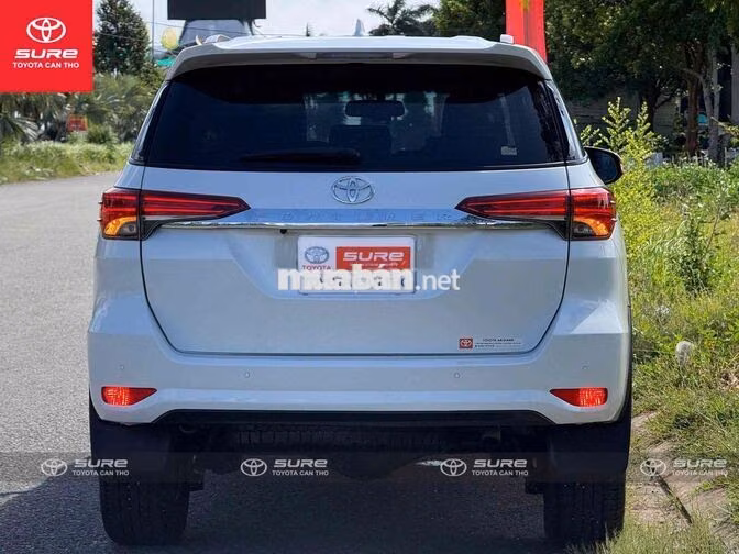 Toyota Fortuner G 4x2 AT 2022 Trắng CHÍNH HÃNG