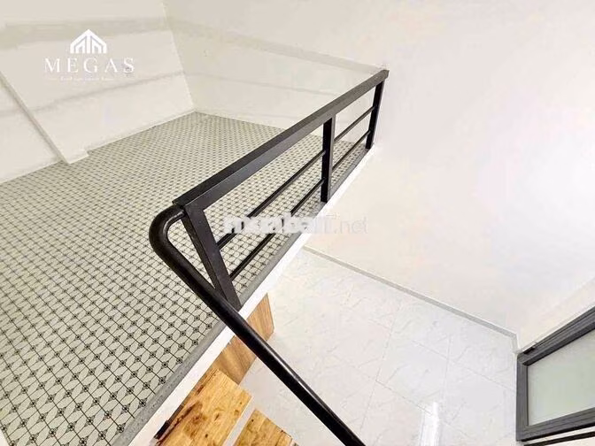 CĂN HỘ MỚI XÂY 5 PHÒNG - CÓ GÁC - 35M2 - NGAY CAO ĐẲNG VOV