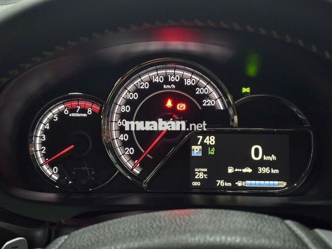 Toyota Vios G 2026 Trắng 75 KM