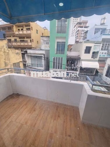 NHÀ 3PN, 3WC , 3 TẦNG SD 150M2. Q1