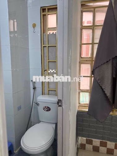 Cho thuê phòng cửa sổ trời lớn 3tr ở Quận 10