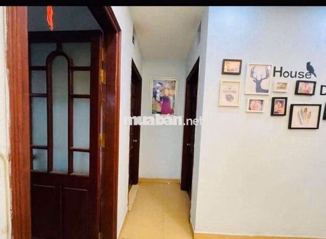 Cần bán gấp căn hộ 3 ngủ tại Khu đô thị Định Công 73m2 chỉ hơn 4 tỷ
