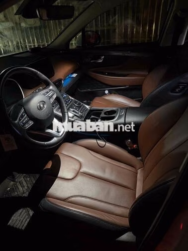Hyundai Santa Fe HTRAC 2.2D Trắng 7 chỗ