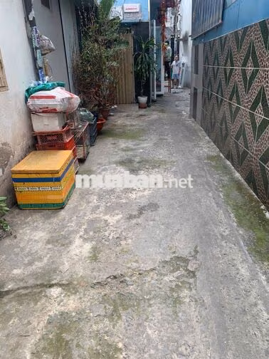Nhà Nguyên Căn 1 Trệt 1 Lầu 1 PN lớn, có sẵn bếp, Ngay Chợ Bà Chiểu