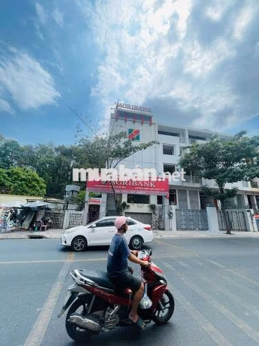 Cho thuê 160 Phổ Quang Phường 9 ,Quận Phú Nhuận 