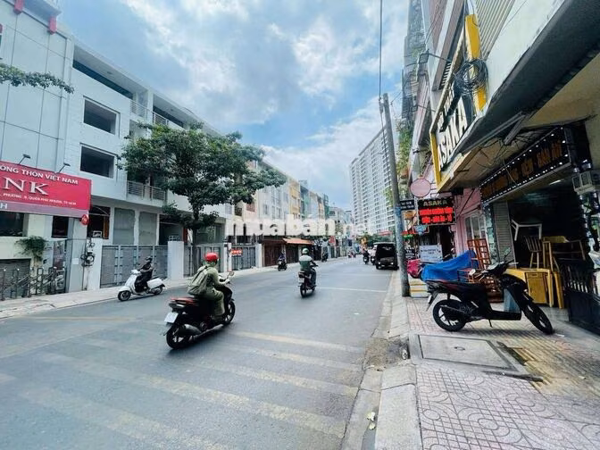 Cho thuê 160 Phổ Quang Phường 9 ,Quận Phú Nhuận 