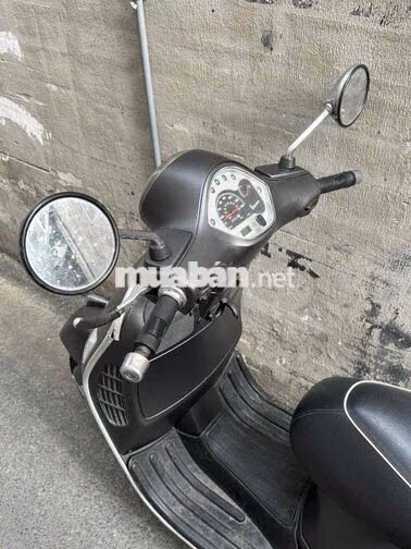 Piaggio Vespa GTS 125 2014 chính chủ - hỗ trợ góp