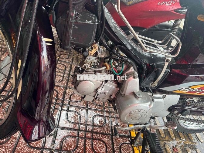Honda Dream Thái 2000 Đỏ đô