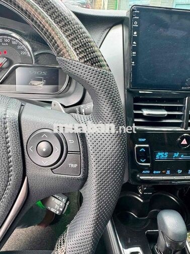 Toyota Vios G 2025 4100 km Đỏ