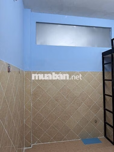 Phòng Nơ Trang Long ngay gần cầu Bình Lợi, WC riêng, giờ giấc tự do
