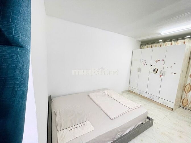 1PN TÁCH BẾP BAO TRỌN 1 TẦNG SÂN SIÊU RỘNG + NGAY SAU CHỢ TÂN ĐỊNH 