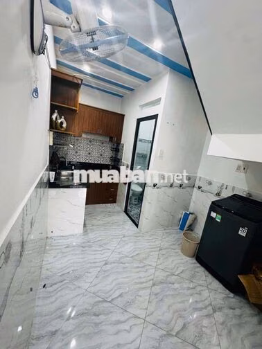 Ngộp Bán Nhỉnh 2 Tỷ / Kiếm Nhà Vừa Ở Vừa Kinh Doanh , Ô Tô Thông
