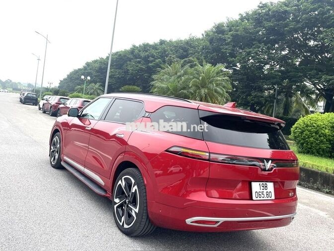 VinFast VF9 Plus 2024 Đỏ 6 chỗ 600 km