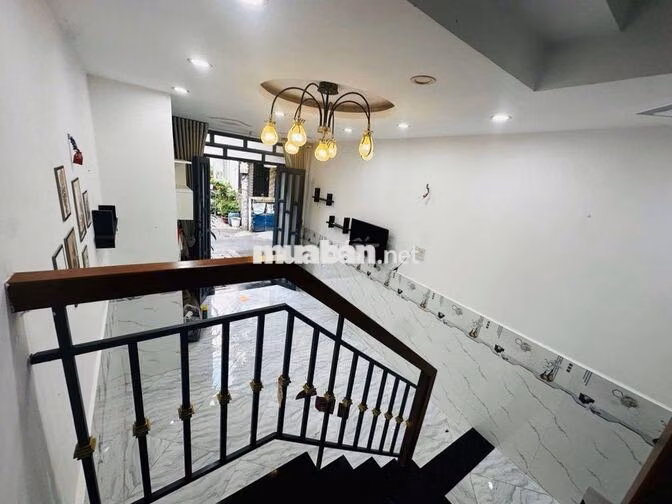 Ngộp Bán Nhỉnh 2 Tỷ / Kiếm Nhà Vừa Ở Vừa Kinh Doanh , Ô Tô Thông