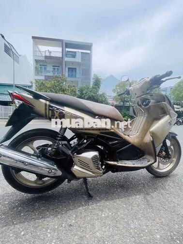 Yamaha Nouvo 4 Nâu Xe tay ga