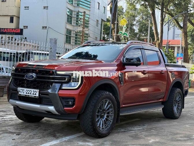 Ford Ranger Wildtrak 2023 Đỏ 2V km Đaklak