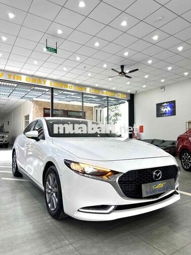 Mazda 3 Luxury 2022 Trắng