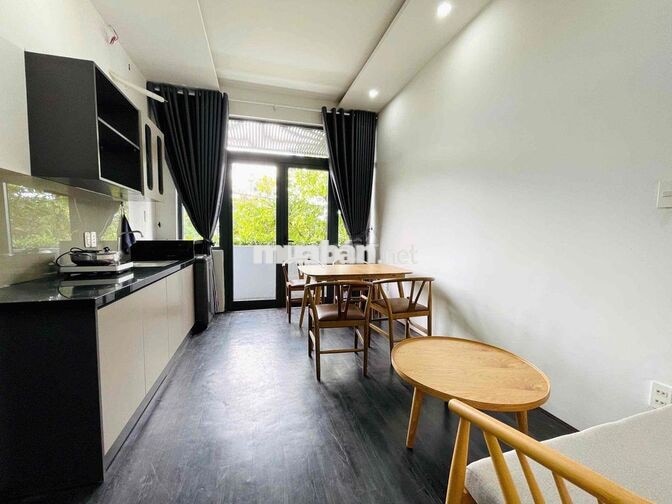 Chính chủ cho thuê căn hộ 1 PN mặt tiền Ngô Quyền full nội thất