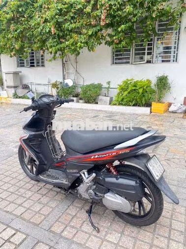 Suzuki Hayate Bạc, Đen
