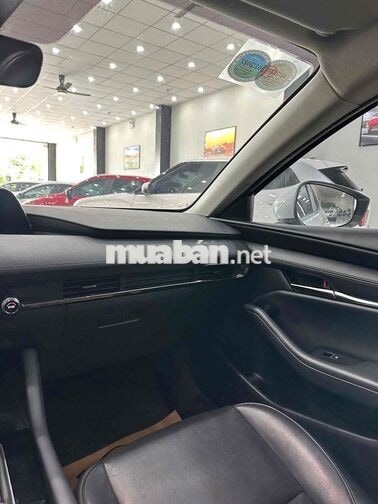 Mazda 3 Luxury 2022 Trắng