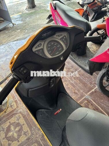 Honda Lead 110fi 2010 Vàng bstp 9 chủ