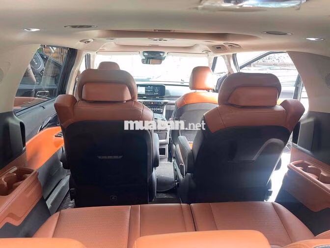 Kia Carnival Signature 2024 Máy dầu 62430 km Đen