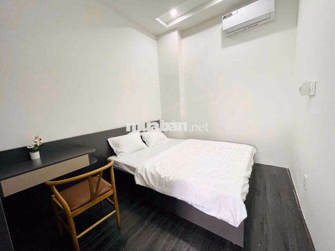 Chính chủ cho thuê căn hộ 1 PN mặt tiền Ngô Quyền full nội thất