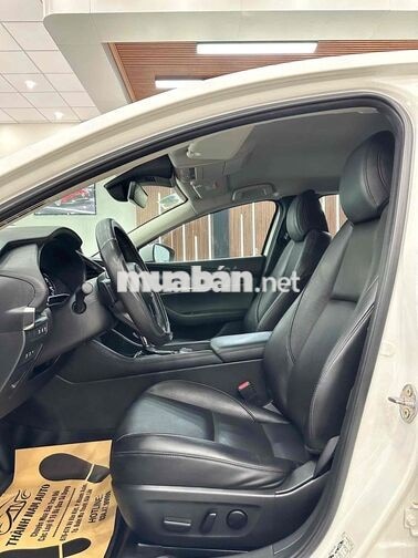 Mazda 3 Luxury 2022 Trắng