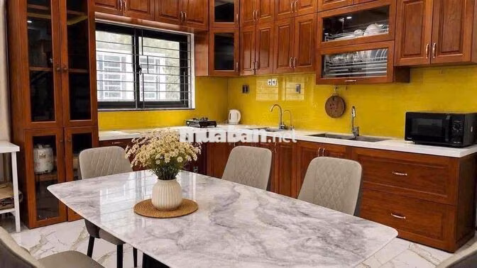 CHO THUÊ NHÀ 3 TẦNG KHU HỒ NGHINH GẦN BIỂN