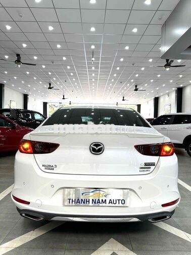 Mazda 3 Luxury 2022 Trắng