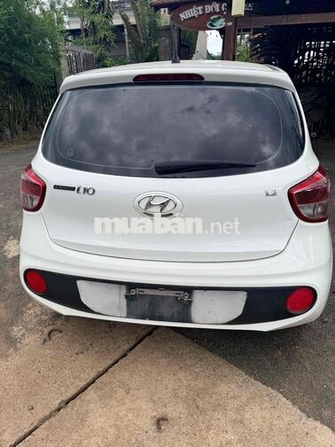 Hyundai Grand i10 2020 Trắng BMT Đắk Lắk
