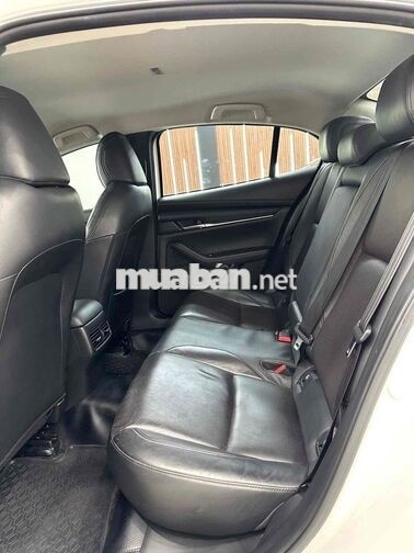 Mazda 3 Luxury 2022 Trắng
