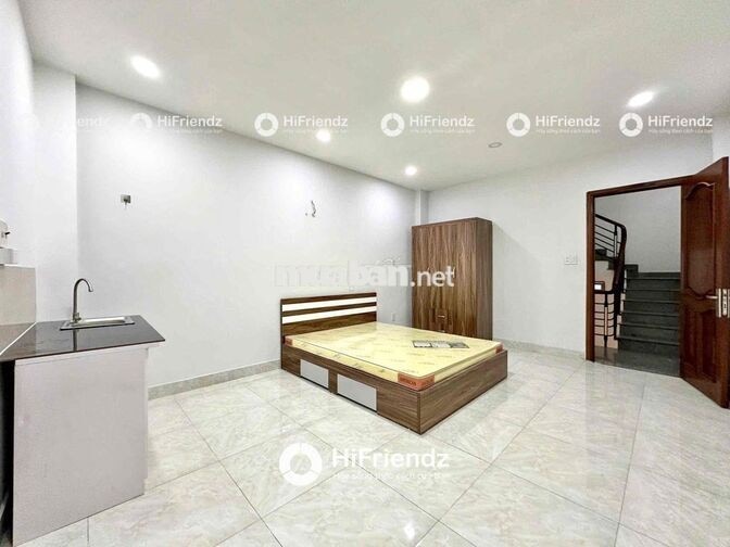 TRỐNG LẠI PHÒNG CỬA SỔ - ĐH VĂN HIẾN - THẠCH LAM - CÔNG VIÊN ĐẦM SEN