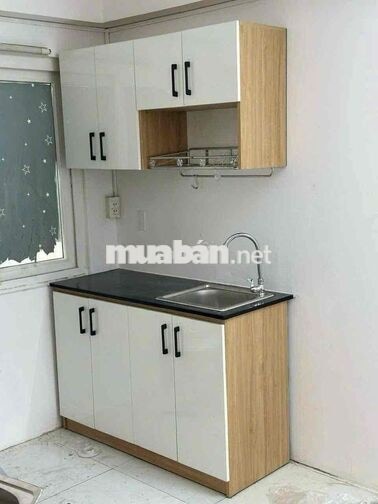 Chính Chủ Cho Thuê Phòng Q.1 Ở 98F Lê Lai Gần Chợ Bến Thành Giá 5,9tr